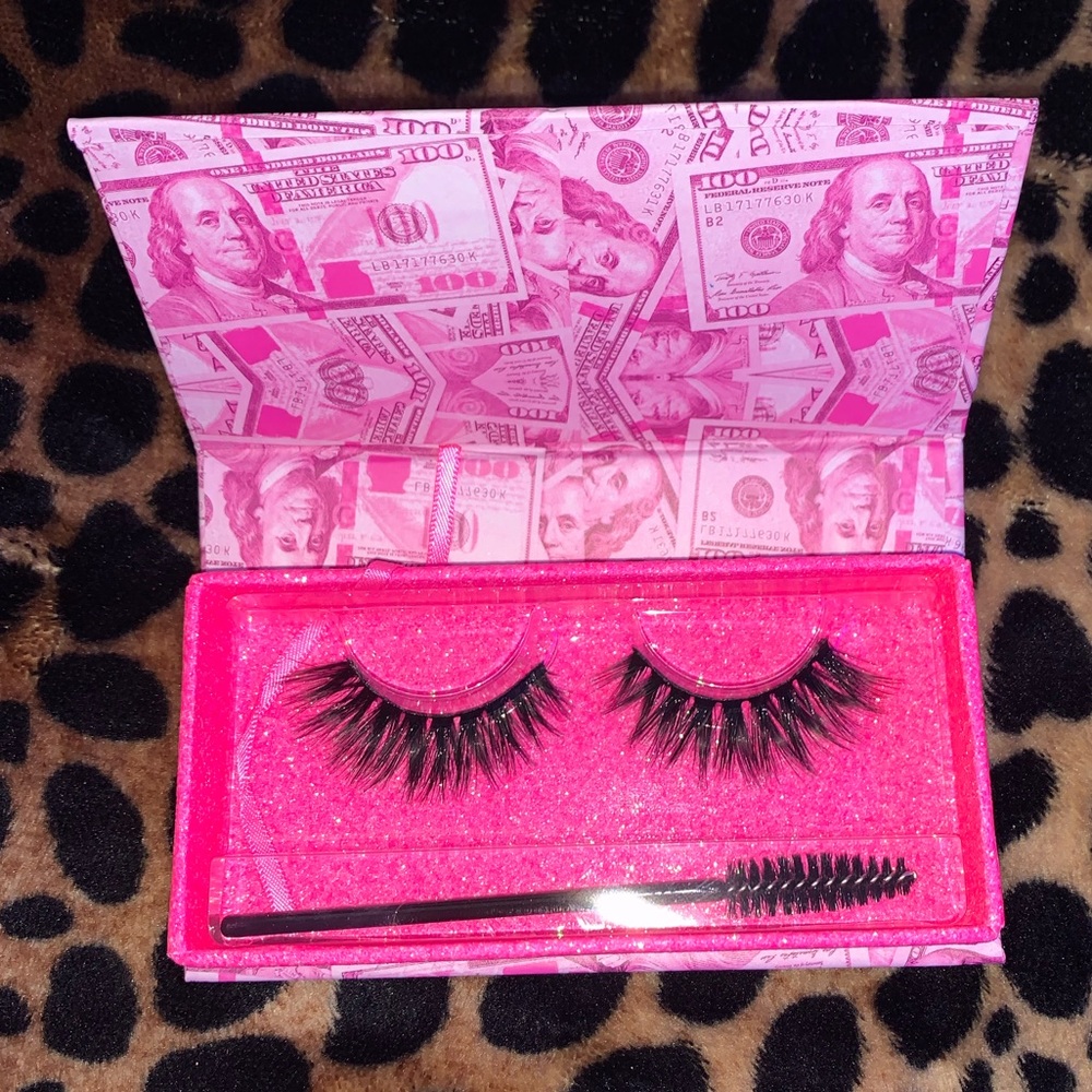 Mink lashes